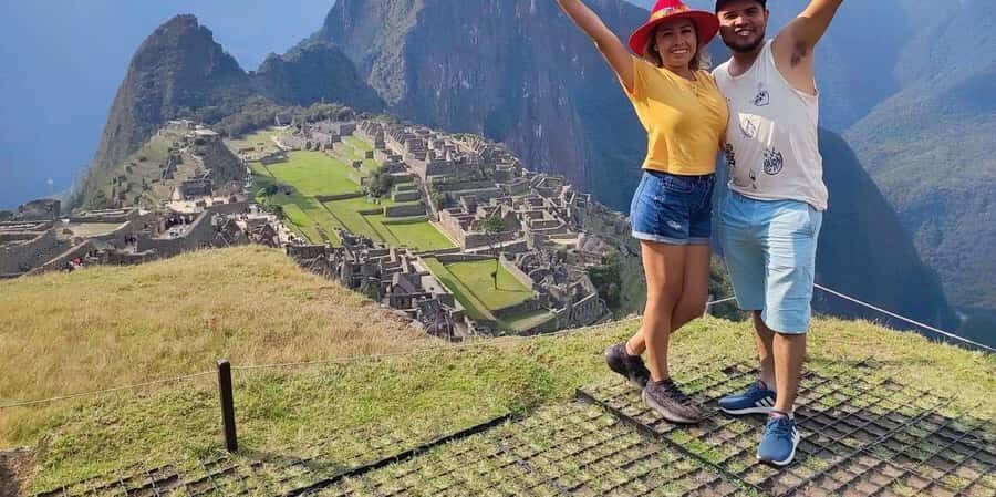 Machu Picchu Town: Machu Picchu Ticket with Guided Tour - Why Choose This Tour?
