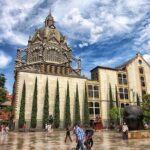 Medellin City Walking Tour plus Metro Cable Cars - Who Should Consider This Tour?