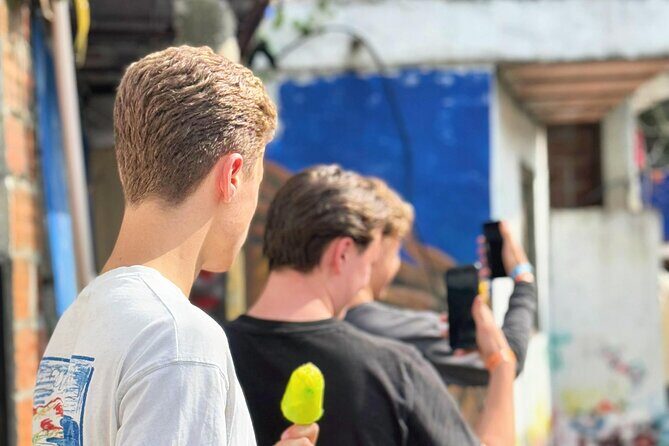 Medellin communal tour 13 with snacks and your own graffity - Why This Tour Offers Great Value
