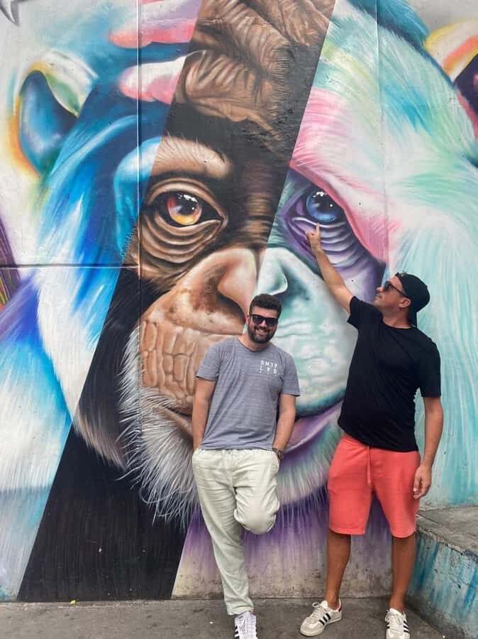 Medellín: Comuna 13 District Tour with Cable Car Ride - Key Points