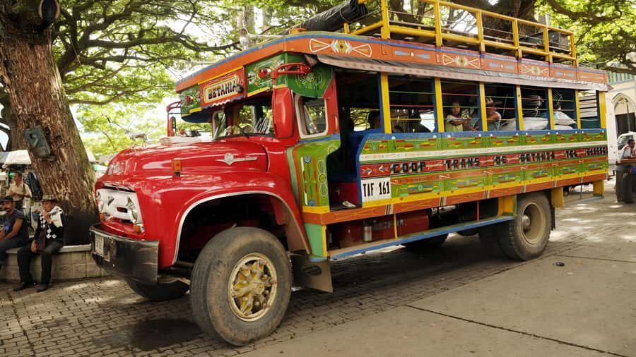 MEDELLIN: DAWN GARDEN TOUR WITH VISIT TO BETANIA - 2 DAYS AND 1 NIGHT - Guides and Additional Experiences