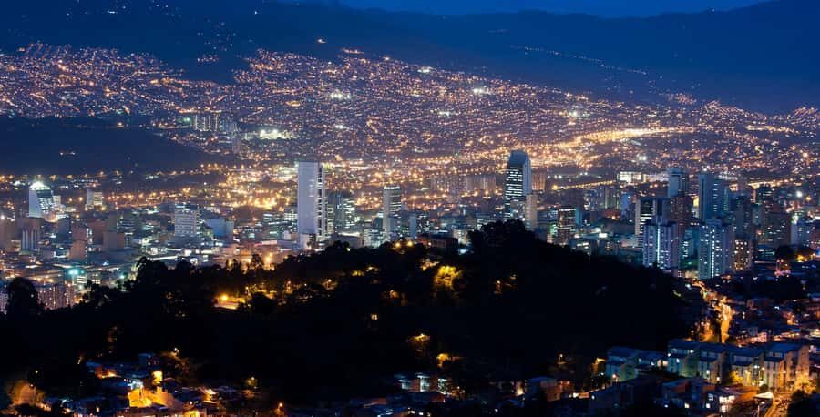 Medellin: Nightlife Tour with Local Guide and Hotel Pickup - A Deep Dive into the Medellín Nightlife Tour