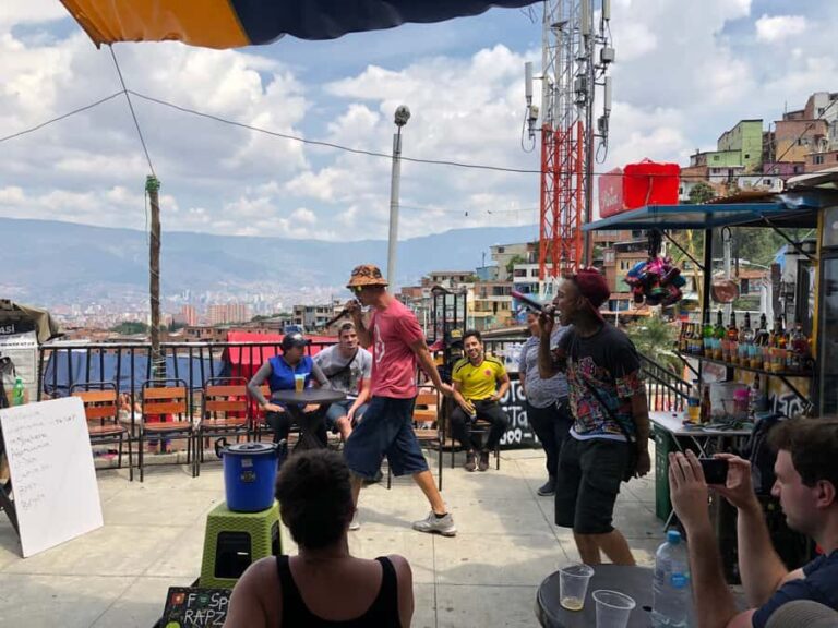 Medellín: Private Comuna 13 Street Art Tour - Detailed Breakdown of the Itinerary