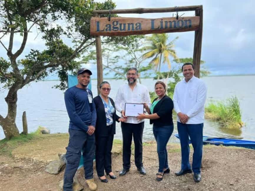 Miches: Private Kayak Excursion Through El Limón Lagoon - A Detailed Look at the Experience