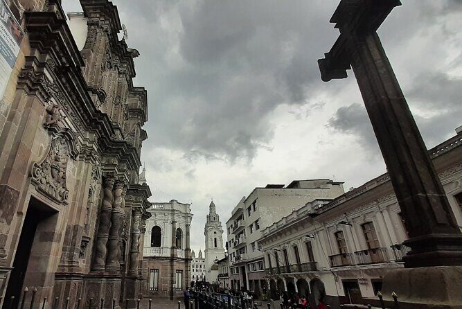 Middle of the World, Historic Center of Quito, Panecillo and viewpoints - Practical Tips and Insights