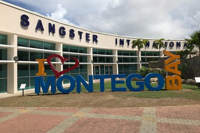 Montego Bay Airport Transfer to Hotels in Montego Bay or Falmouth - Who Should Consider This Transfer?