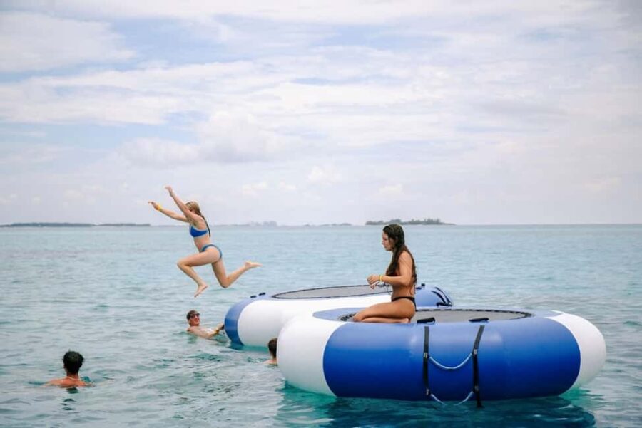 Nassau: ROSE ISLAND PERFECT BEACH DAY GROUP GETAWAY - What Makes the Beach and Water Activities Special?