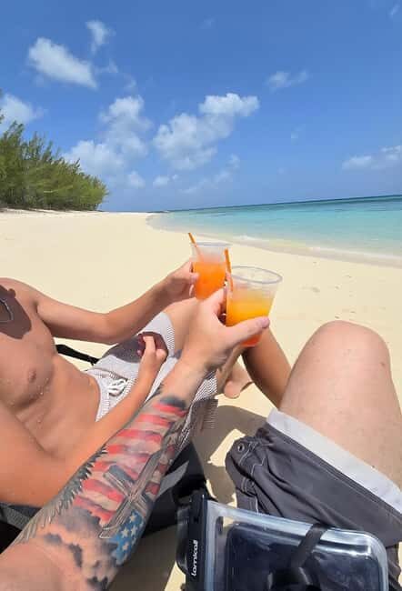 Nassau: Snorkeling and Kayaking Adventure Transport Included