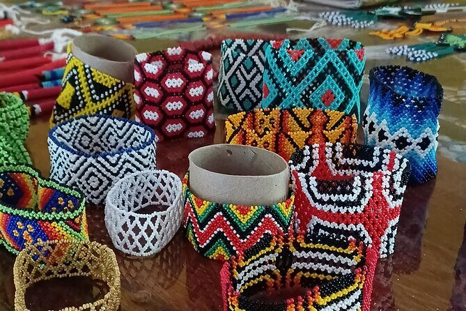 Natural day in an indigenous village - Transportation and Logistics