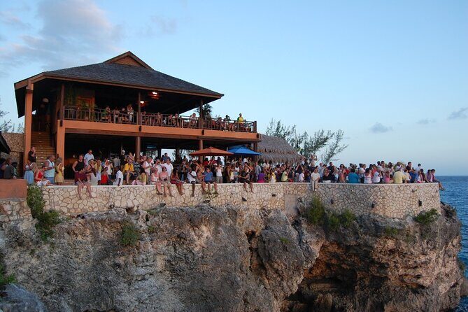 Negril Infamous Rick's Cafe & 7Mile Beach Combo from Montego Bay - The Details That Matter