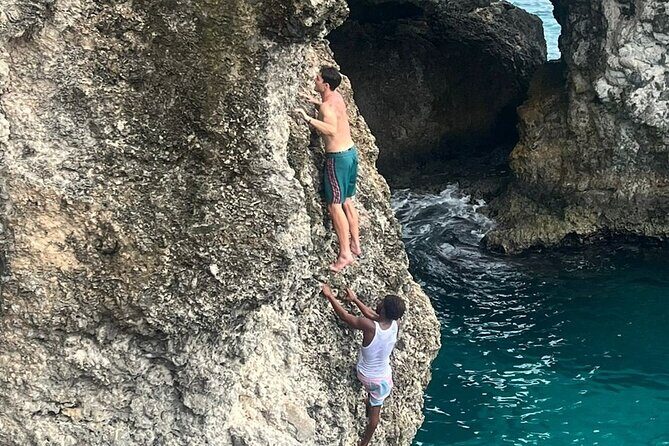 Negril Seven Mile Beach Tour and Cliff Jumping - Exploring the Negril Seven Mile Beach Tour and Cliff Jumping