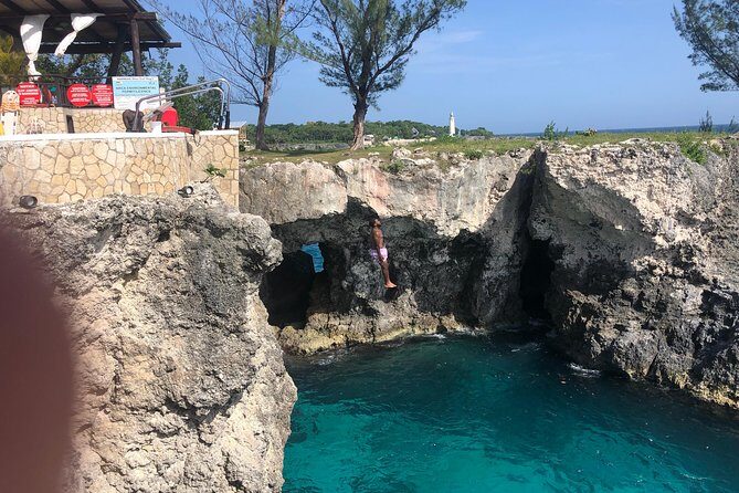 Negril Shopping And Rick's Café - FAQs