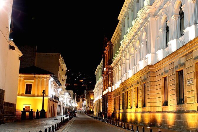 Night Tour of Urban Legends in Quito - Key Points