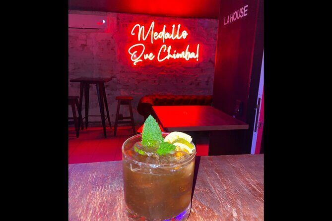 Nightlife Medellin, Rooftops, bars and Clubs - drinks included - A Deep Dive into the Nightlife Tour