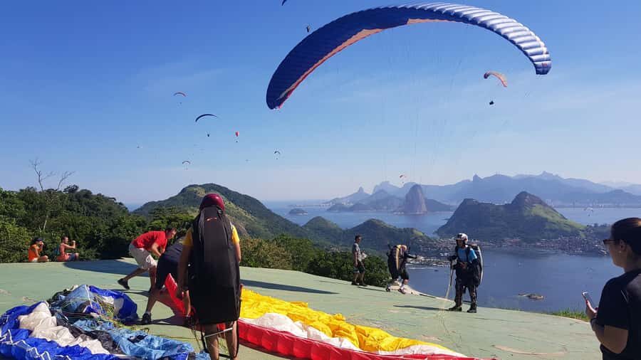 Niterói: Paragliding Experience with GoPro Photos and Video - The Itinerary: A Closer Look