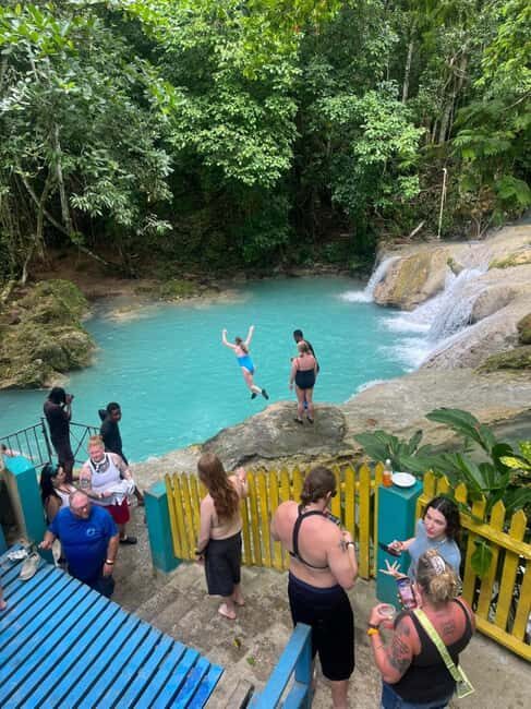 Ocho Rios: Blue Hole and Bamboo River Rafting