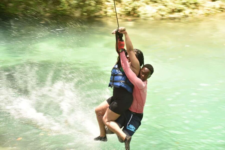 Ocho Rios: Dunn's River Falls and Blue Hole Combo Tour - Exploring Ocho Rios’ Natural Treasures: Dunn’s River Falls and Blue Hole