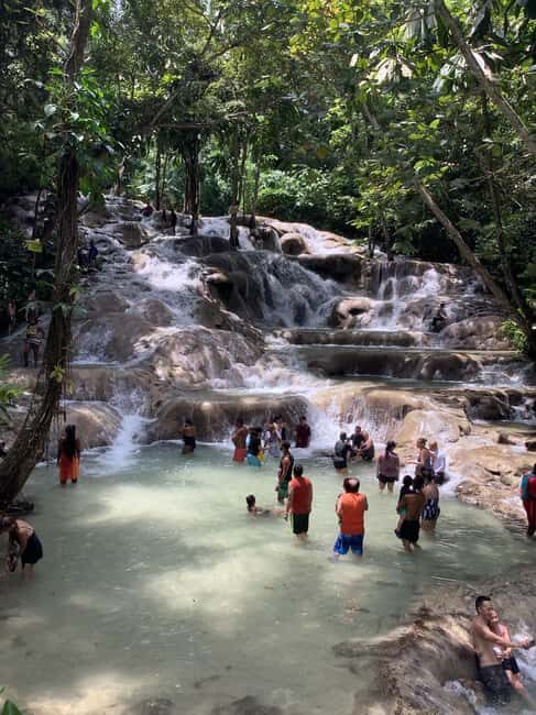 Ocho Rios: Dunn's River Falls and River Tubing Combo - Full Review of the Ocho Rios Combo Tour
