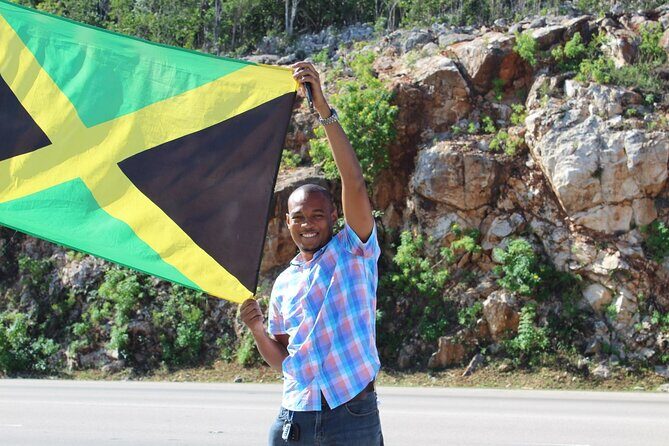 Ocho Rios Resorts Private Taxi from Montego Bay Airport - The Authentic Experience of the Ride