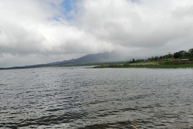 One-Way Transfer from La Fortuna to Monteverde through Arenal Lake - FAQ