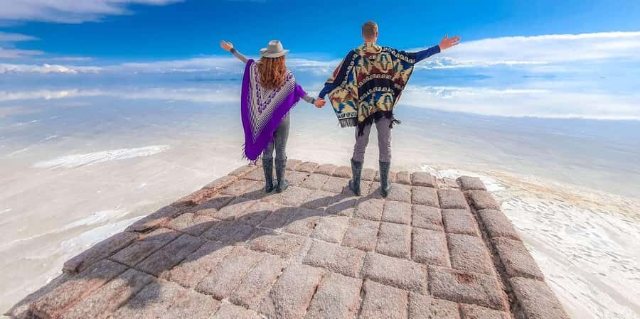 Overnight Bus Ride| Uyuni Salt Flat Adventure from La Paz - A Detailed Look at the Uyuni Salt Flat Tour
