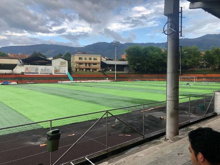 Pablo and the drug trafficking world - Who Should Consider This Tour?