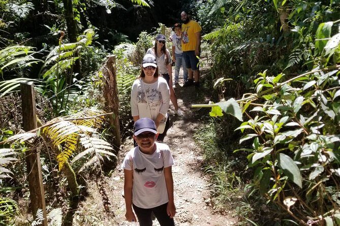 Pablo Escobar Tour / group traveler - Authenticity and Authentic Experiences