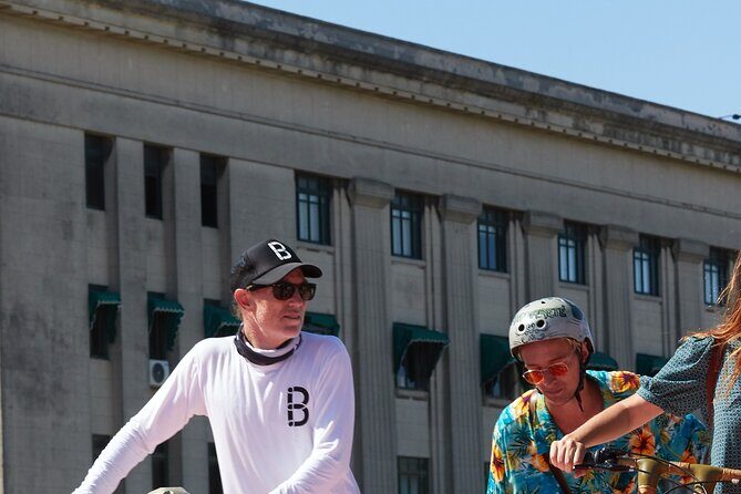 Palermo & Recoleta Bike Tour: A Hipster, Green, and Elegant ride - The Iconic Floralis Generica