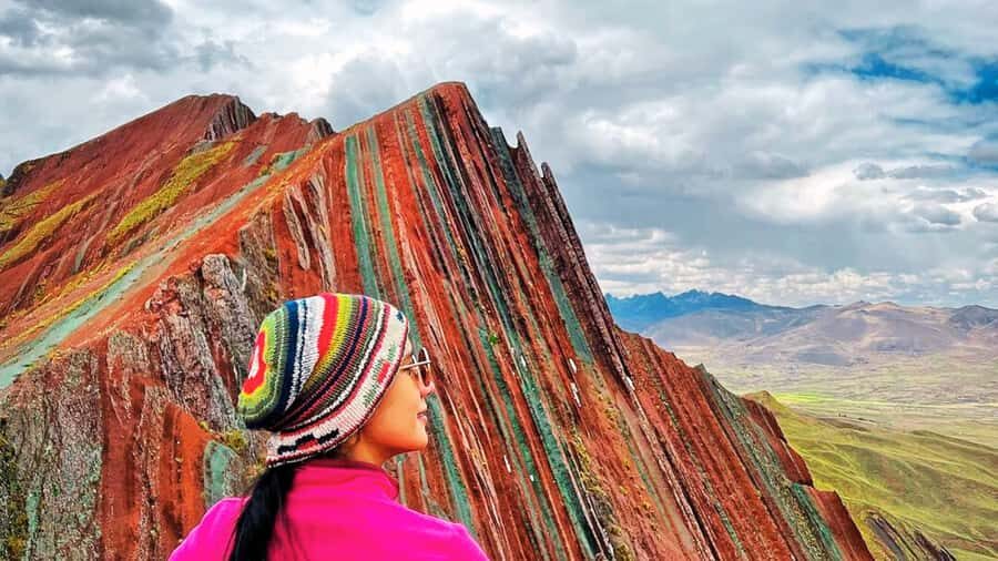 Pallay Punchu: Hike to Rainbow Mountain - The Trail and Scenery