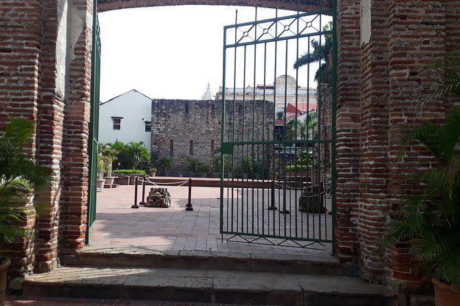 Panama Viejo and Casco Antiguo Tour - In-Depth Look at the Panama Viejo and Casco Antiguo Tour