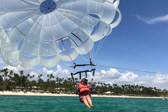 Parasailing Adventure In Punta Cana - Who Will Love This Tour?