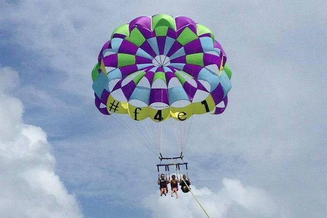 Parasailing in Palm Beach - Who This Tour Is Perfect For
