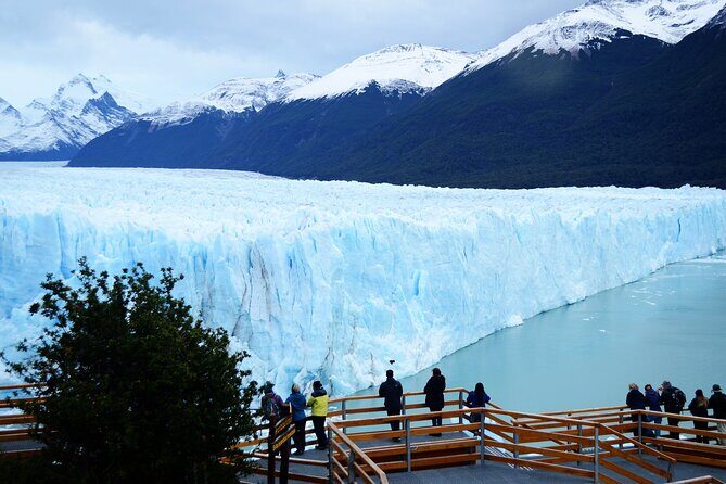 Perito Moreno Glacier - CALAFATE (Footbridges and Navigation) - A Detailed Look at the Tour Experience