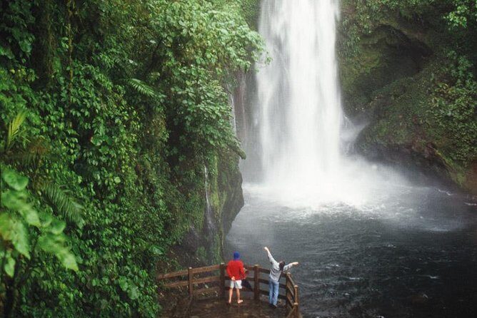 Poas Volcano + Coffee Plantations & La Paz Waterfall Gardens Trip from San Jose - What Makes This Tour Stand Out