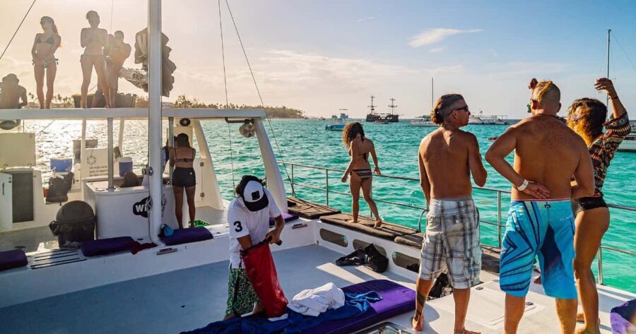 Power Cruise Tour with Snorkeling - The Cultural Vibe: Caribbean Music and Dancing