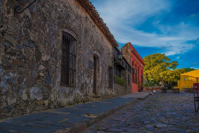 Premium Day Trip to Colonia del Sacramento - What the Reviews Say