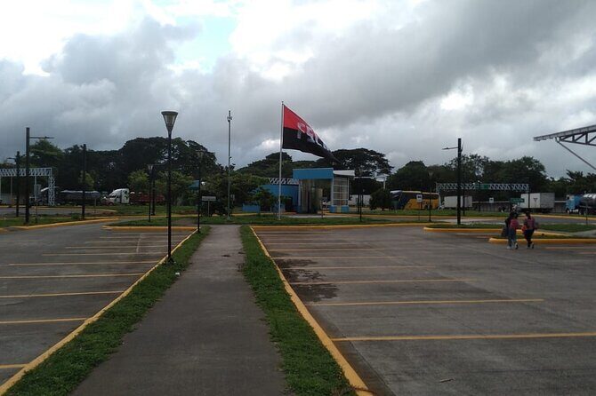 Private 1-day tour to Nicaragua from Playas del Coco - Catarina Viewpoint: Overlooking Volcanoes and Lakes