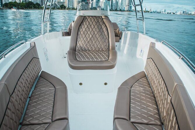 Private 8-Hour Boat Tour to the Rosario and Barú Islands - Who Will Appreciate This Tour?