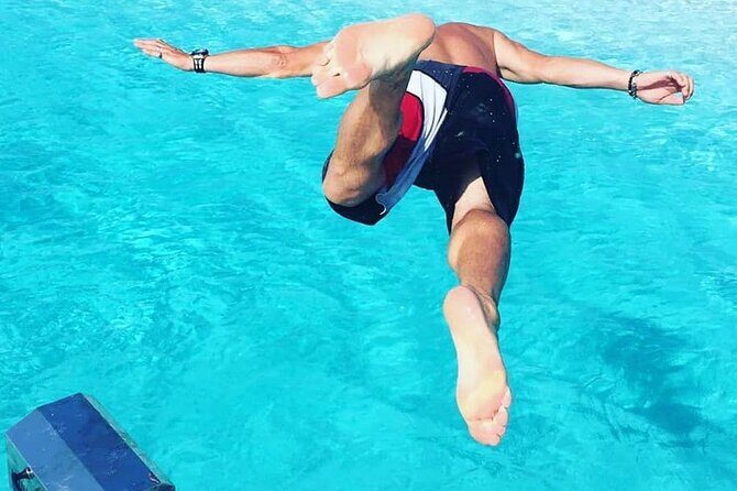 Private Beach Day / 50ft Sun Seeker or 33ft Boat / 1-10 Guests - FAQ