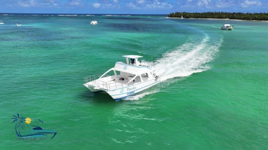 Private Catamaran with Open Bar and Dominican Meal - A Close Look at the Tour Experience