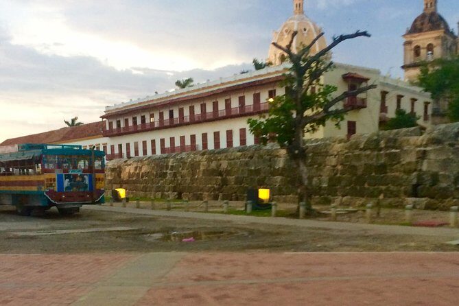 Private City Tour in executive vehicle - Who Will Love This Tour?