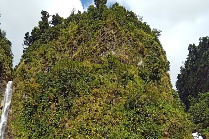 Private Dominica Tour to Trafalgar Falls &Titou Gorge via Minibus - Transportation, Timing, and Group Dynamics