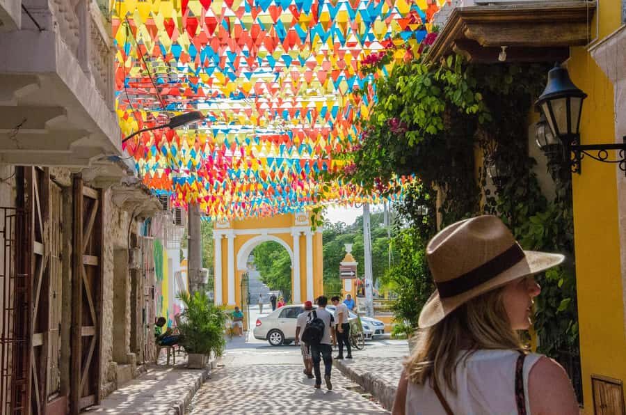 Private Graffiti Walking Tour in Getsemaní, Cartagena - The Sum Up