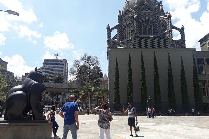 Private half day Medellin tour: meet Fernando Botero´s 23 statues - Who Should Consider This Tour?