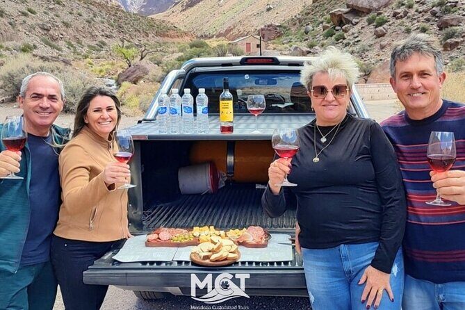 Private High Mountain Tour 4x4 style + deluxe pic-nic! h/4 pers. - Who Will Love This Tour?