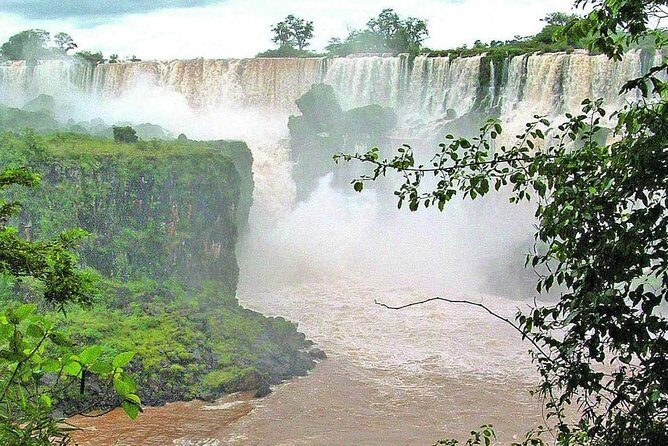 Private Iguazu Day Tour with THE GREAT ADVENTURE on boats - The Experience in Detail