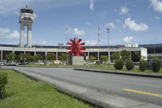Private Medellin MDE airport pick up transfer service one way - Detailed Review: Navigating Your Medellín Airport Transfer