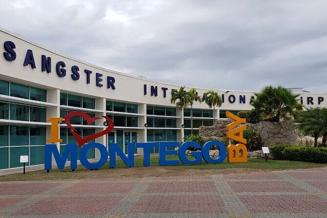 Private Montego Bay Airport/ Port Transfer To Hotels in Negril - Why Choose a Private Transfer in Negril?
