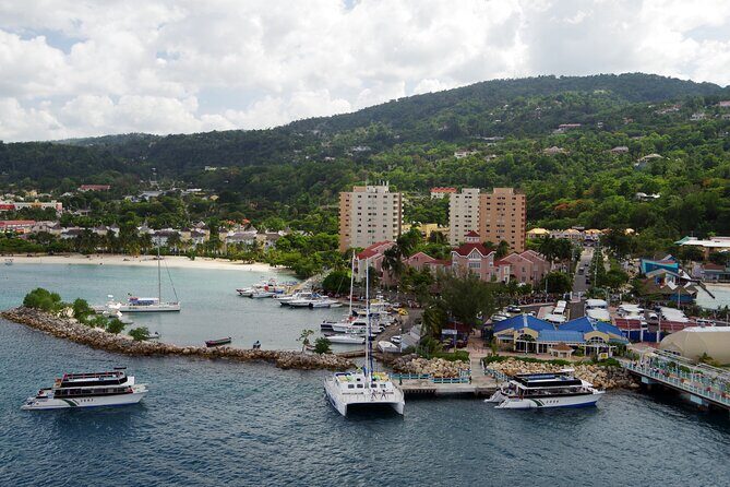 Private Montego Bay Airport Transfers to Hotels in Ocho Rios - What’s Included and What’s Not