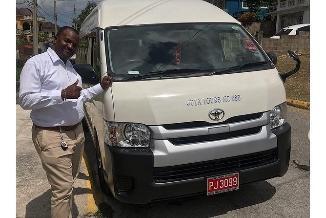 Private Roundtrip Airport Transfer to Resorts in Negril - FAQs